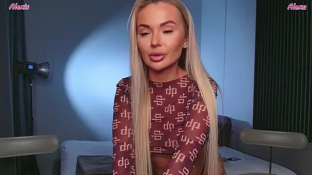 Snapshot of AlexisGraysX chatting on October 3, 2025, 9:12 pm AlexisGraysX online show from October 3, 2025, 9:12 pm