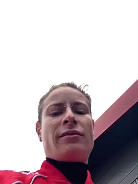 GoldenPussy1329 online show from October 16, 2025, 9:54 am