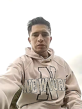 Snapshot of Angel_3-0 chatting on October 4, 2025, 8:18 pm Angel 3-0 online show from October 4, 2025, 8:18 pm