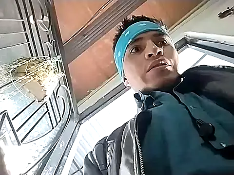 Snapshot of Angel_3-0 chatting on November 1, 2025, 9:28 pm Angel 3-0 online show from November 1, 2025, 9:28 pm