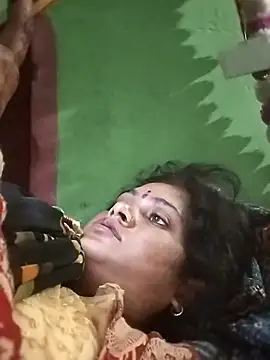 Snapshot of Na_shreya chatting on December 1, 2025, 11:54 pm Na shreya online show from December 1, 2025, 11:54 pm