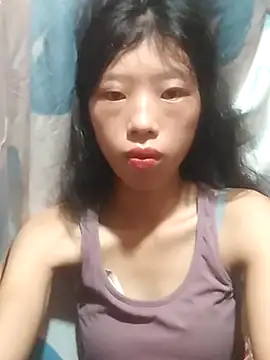 Snapshot of Khanhu_xx chatting on October 8, 2025, 11:02 pm Khanhu xx online show from October 8, 2025, 11:02 pm