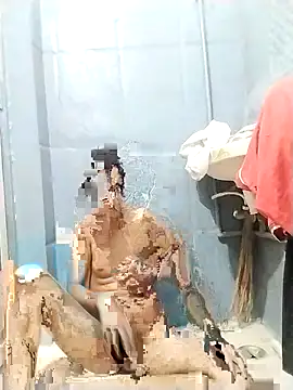 Snapshot of sexybobby13 chatting on November 5, 2025, 8:58 am sexybobby13 online show from November 5, 2025, 8:58 am