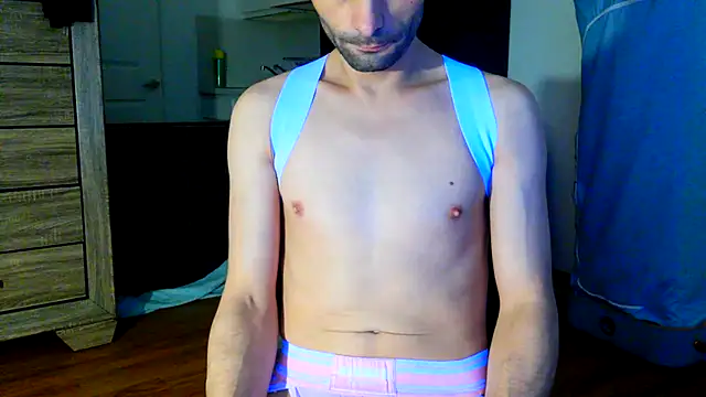 highinhtxx online show from September 30, 2025, 10:48 pm