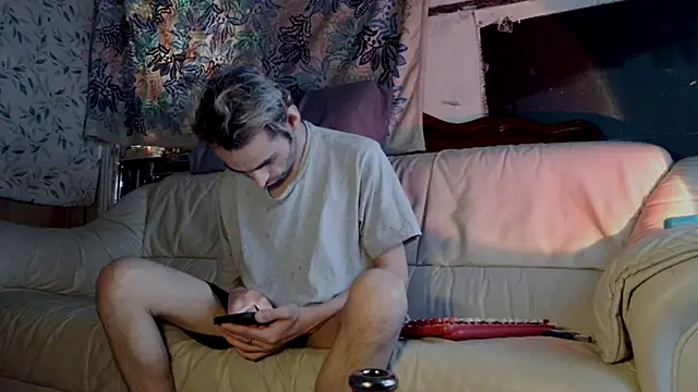 Snapshot of highinhtxx chatting on July 15, 2026, 9:31 pm highinhtxx online show from July 15, 2026, 9:31 pm