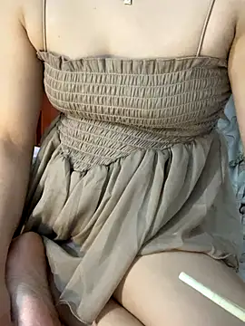 Snapshot of lee_ly chatting on October 13, 2025, 6:24 am lee ly online show from October 13, 2025, 6:24 am