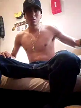 Tucloroformosexxx online show from April 17, 2026, 10:46 pm