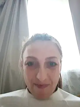 CoMiZrobiszJakMnieZlap666 online show from October 1, 2025, 7:14 am