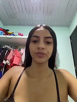 Snapshot of miluwatson chatting on October 21, 2025, 11:27 pm miluwatson online show from October 21, 2025, 11:27 pm