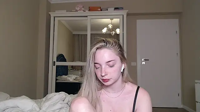 Snapshot of jessicahbelle chatting on October 27, 2025, 11:09 pm jessicahbelle online show from October 27, 2025, 11:09 pm