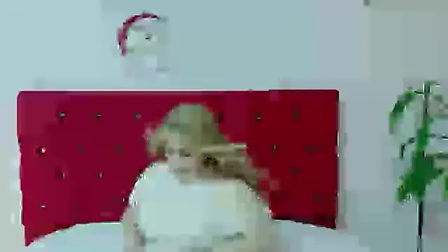 Snapshot of Aisha-Smith69 chatting on November 23, 2025, 12:43 am Aisha-Smith69 online show from November 23, 2025, 12:43 am