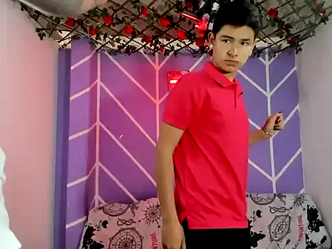 Snapshot of nexusboyhot chatting on October 1, 2025, 1:28 pm nexusboyhot online show from October 1, 2025, 1:28 pm