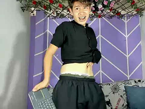 nexusboyhot online show from December 17, 2025, 2:45 pm