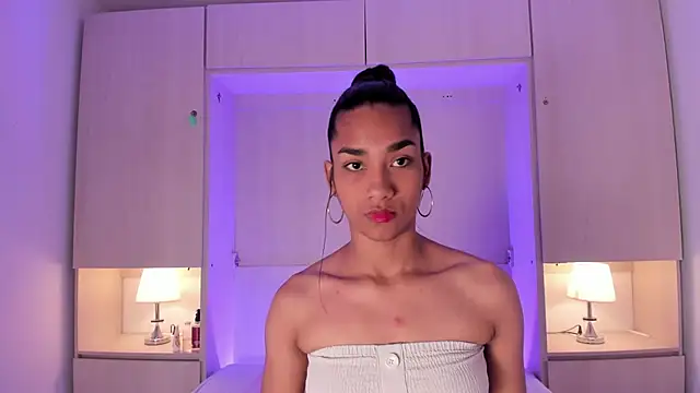 Snapshot of AnahiCollins chatting on November 28, 2025, 11:35 am AnahiCollins online show from November 28, 2025, 11:35 am