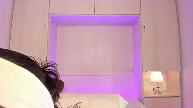 AnahiCollins online show from July 12, 2026, 12:07 pm