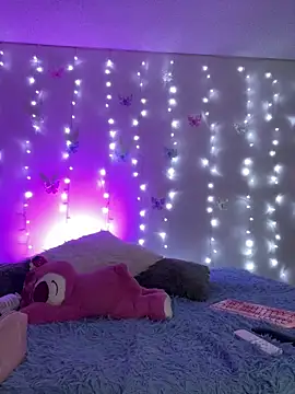 Candyyy 11 online show from October 24, 2025, 7:21 pm