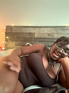 Snapshot of St4G1rL chatting on October 4, 2025, 7:23 pm St4G1rL online show from October 4, 2025, 7:23 pm