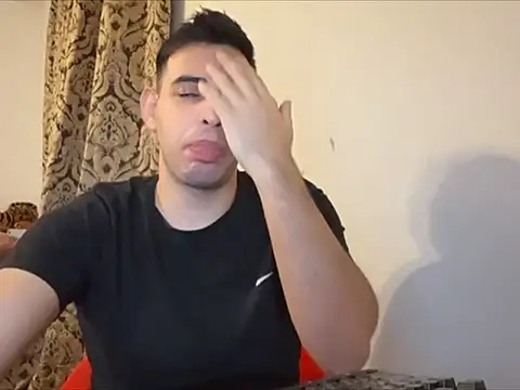 Snapshot of _Djonson_ chatting on October 6, 2025, 4:37 pm Djonson online show from October 6, 2025, 4:37 pm