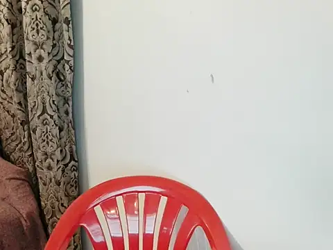 Snapshot of _Djonson_ chatting on October 13, 2025, 9:04 pm Djonson online show from October 13, 2025, 9:04 pm