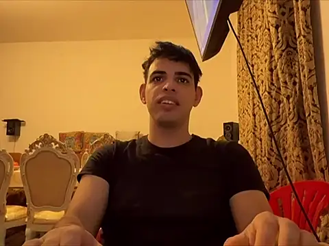 Snapshot of _Djonson_ chatting on December 17, 2025, 10:38 pm Djonson online show from December 17, 2025, 10:38 pm