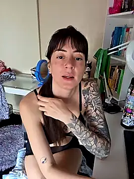 dandanbarr online show from October 18, 2025, 4:19 pm