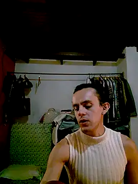 monroedelrey online show from November 28, 2025, 7:49 pm