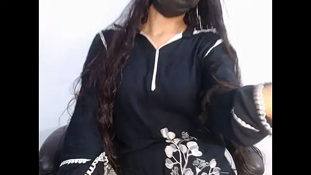 sexy yuvi online show from September 30, 2025, 5:12 am