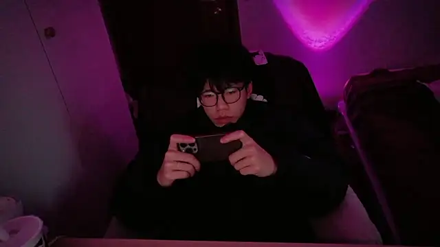 hangzi-0011 online show from January 18, 2026, 9:57 am