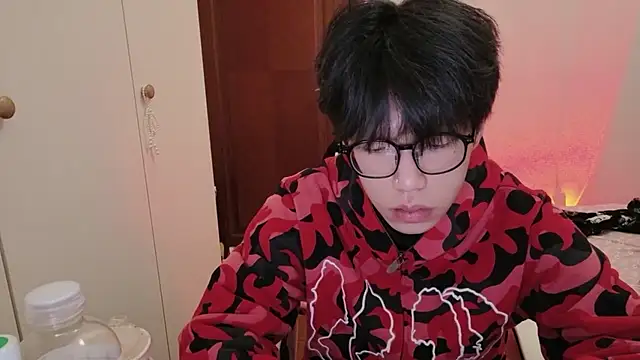 hangzi-0011 online show from February 11, 2026, 10:42 am