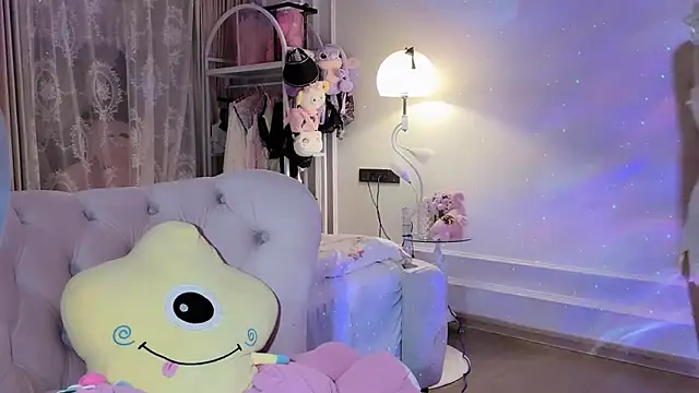 Snapshot of Titi-175 chatting on November 3, 2025, 11:55 am Titi-175 online show from November 3, 2025, 11:55 am