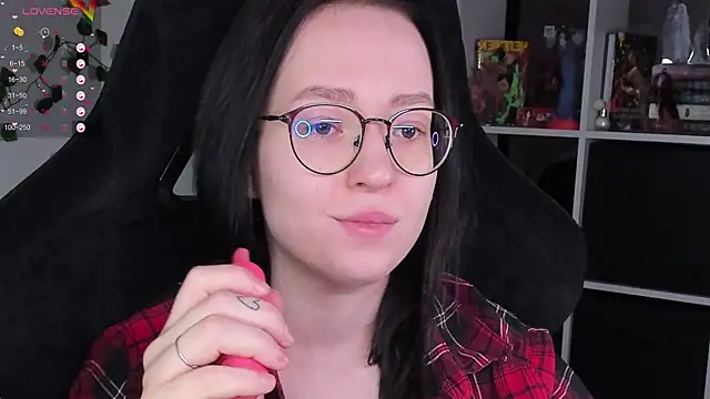 power robynn online show from October 22, 2025, 7:41 am