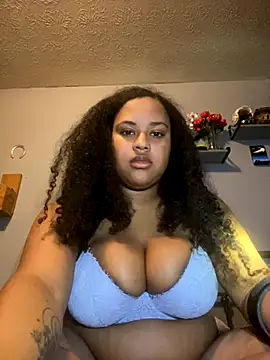 Snapshot of nicolette356 chatting on December 13, 2025, 10:48 pm nicolette356 online show from December 13, 2025, 10:48 pm