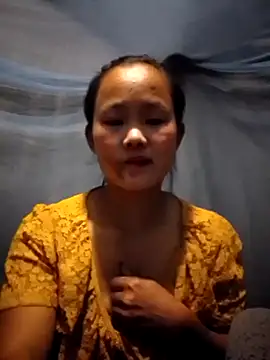 Alice wo online show from October 5, 2025, 3:43 pm