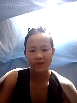 Snapshot of Alice_wo chatting on October 6, 2025, 9:34 pm Alice wo online show from October 6, 2025, 9:34 pm