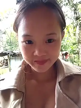 Snapshot of Alice_wo chatting on October 26, 2025, 1:00 am Alice wo online show from October 26, 2025, 1:00 am