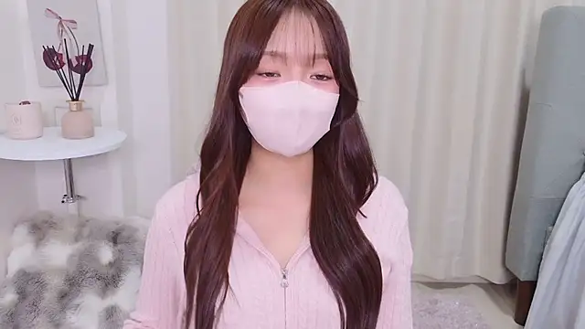 Seira  nn online show from February 12, 2026, 1:28 pm