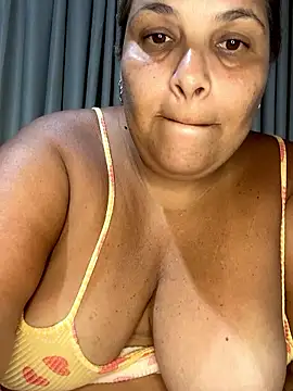 Snapshot of Livpoppe chatting on January 14, 2026, 3:12 am Livpoppe online show from January 14, 2026, 3:12 am