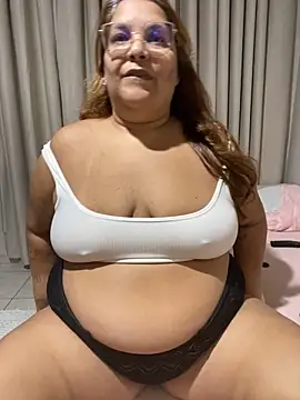 Snapshot of Livpoppe chatting on March 21, 2026, 2:38 am Livpoppe online show from March 21, 2026, 2:38 am