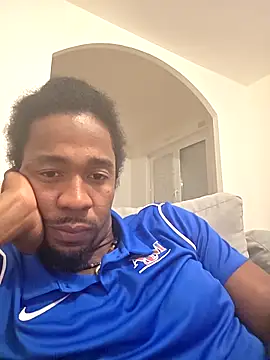 Snapshot of cracha chatting on October 24, 2025, 12:08 am cracha online show from October 24, 2025, 12:08 am