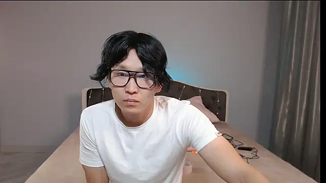 Snapshot of KaiChicken chatting on October 11, 2025, 2:55 am KaiChicken online show from October 11, 2025, 2:55 am