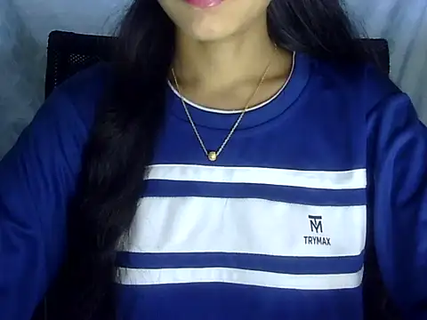 Snapshot of Shazi_1 chatting on July 20, 2026, 3:32 am Shazi 1 online show from July 20, 2026, 3:32 am