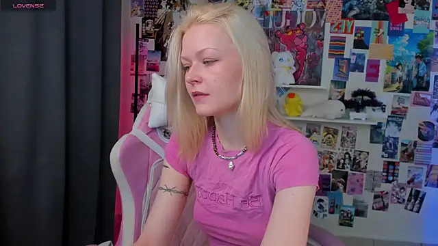 Snapshot of Callista_a chatting on November 23, 2025, 11:10 am Callista a online show from November 23, 2025, 11:10 am