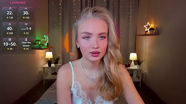 Snapshot of TessaGrays chatting on January 16, 2026, 9:46 am TessaGrays online show from January 16, 2026, 9:46 am