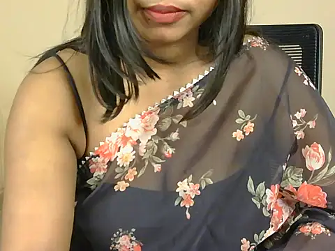 baby-panda4 online show from November 1, 2025, 3:36 pm