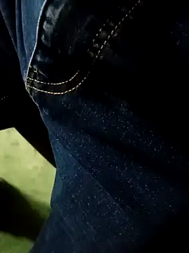 Mssbig online show from November 18, 2025, 10:25 pm