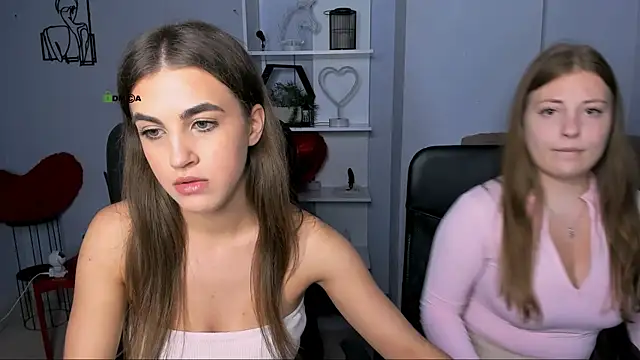 lina fox12 online show from November 9, 2025, 1:53 pm