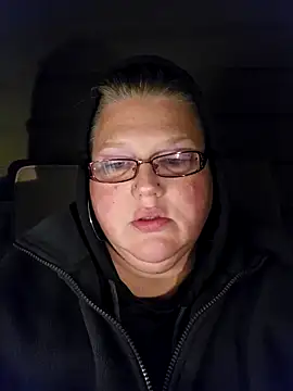 Snapshot of Budd_Bunney chatting on October 15, 2025, 3:28 am Budd Bunney online show from October 15, 2025, 3:28 am