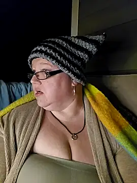 Snapshot of Budd_Bunney chatting on October 25, 2025, 1:13 am Budd Bunney online show from October 25, 2025, 1:13 am