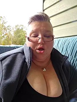 Snapshot of Budd_Bunney chatting on October 26, 2025, 8:04 pm Budd Bunney online show from October 26, 2025, 8:04 pm