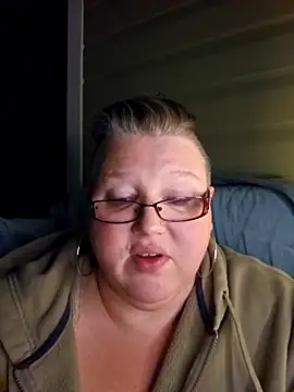 Snapshot of Budd_Bunney chatting on November 16, 2025, 2:50 am Budd Bunney online show from November 16, 2025, 2:50 am